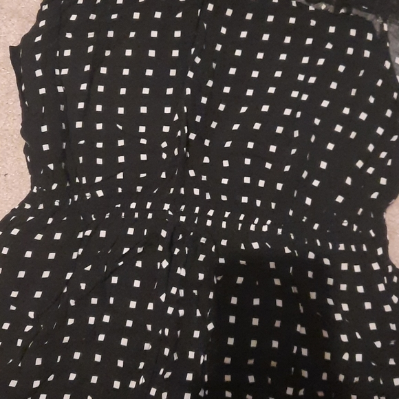 Dress - Picture 4 of 5